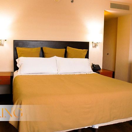 Altavista Hotel Reynosa Exterior photo