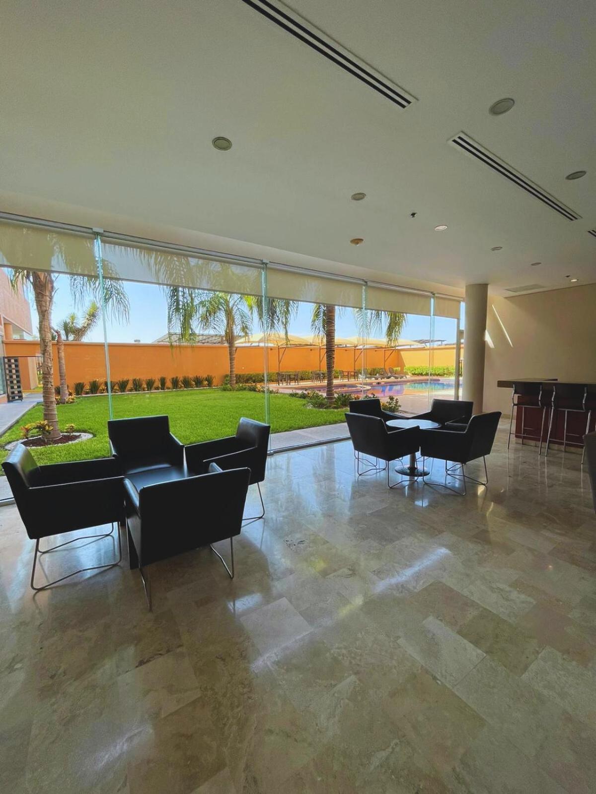 Altavista Hotel Reynosa Exterior photo